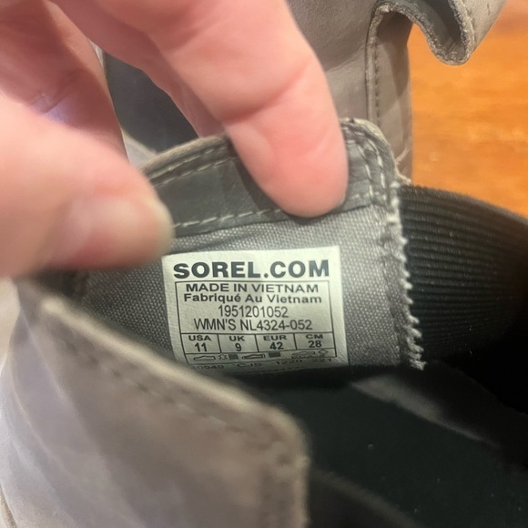 SOREL Quarry Emilie Chelsea Booties - Picture 9 of 9